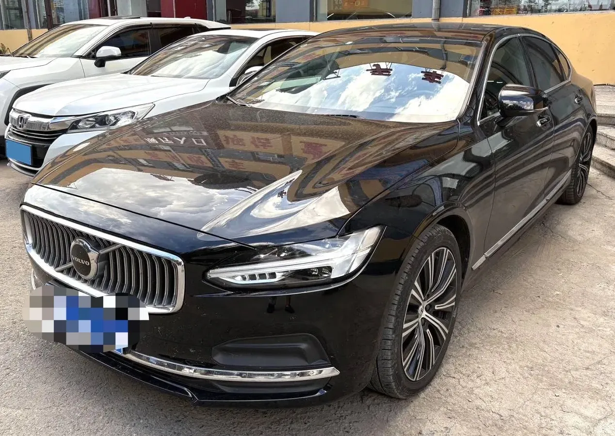 2023 Volvo S90 2.0T 250HP L4 8AT,autocango,china used car exporter,china ev exporter,chinese used car exporter,chinese used ev exporter