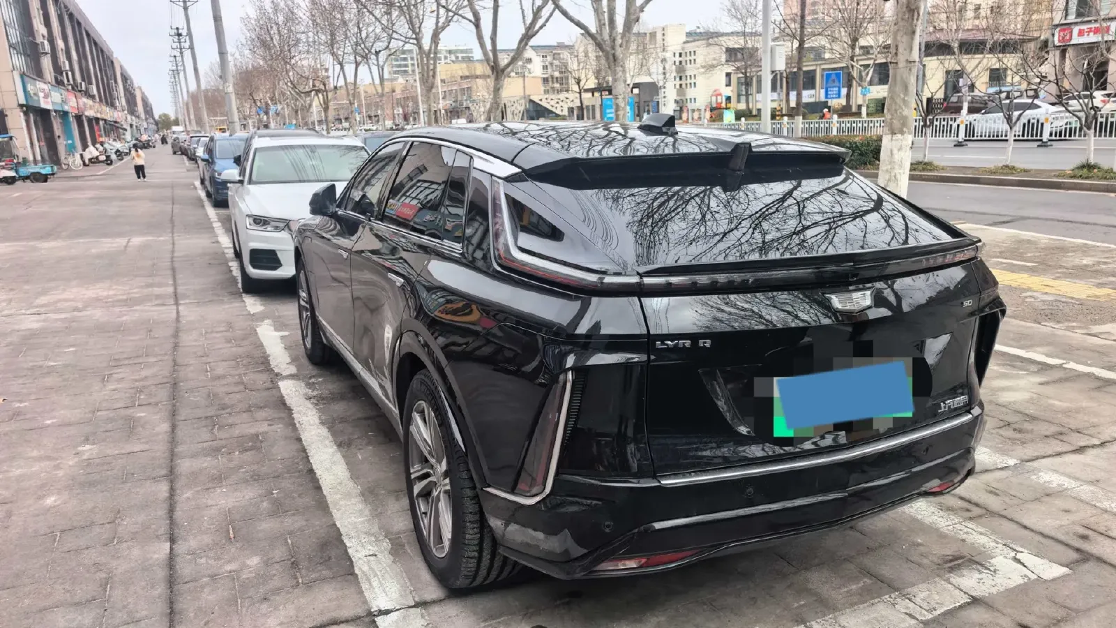 2022 Cadillac IQ Lyriq BEV 95.7KWH,autocango,china used car exporter,china ev exporter,chinese used car exporter,chinese used ev exporter