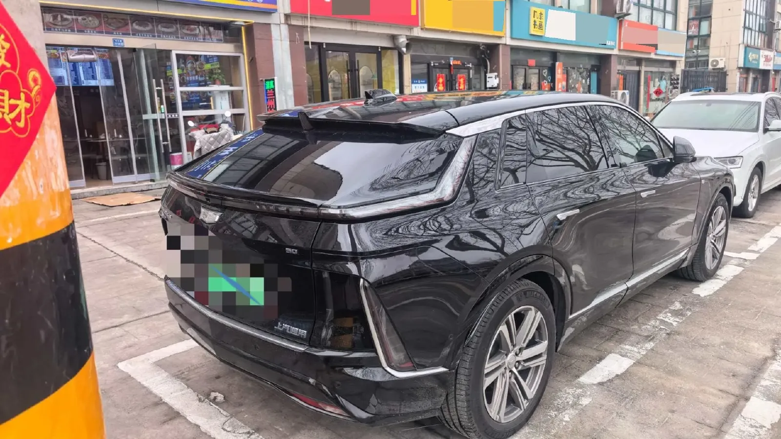 2022 Cadillac IQ Lyriq BEV 95.7KWH,autocango,china used car exporter,china ev exporter,chinese used car exporter,chinese used ev exporter