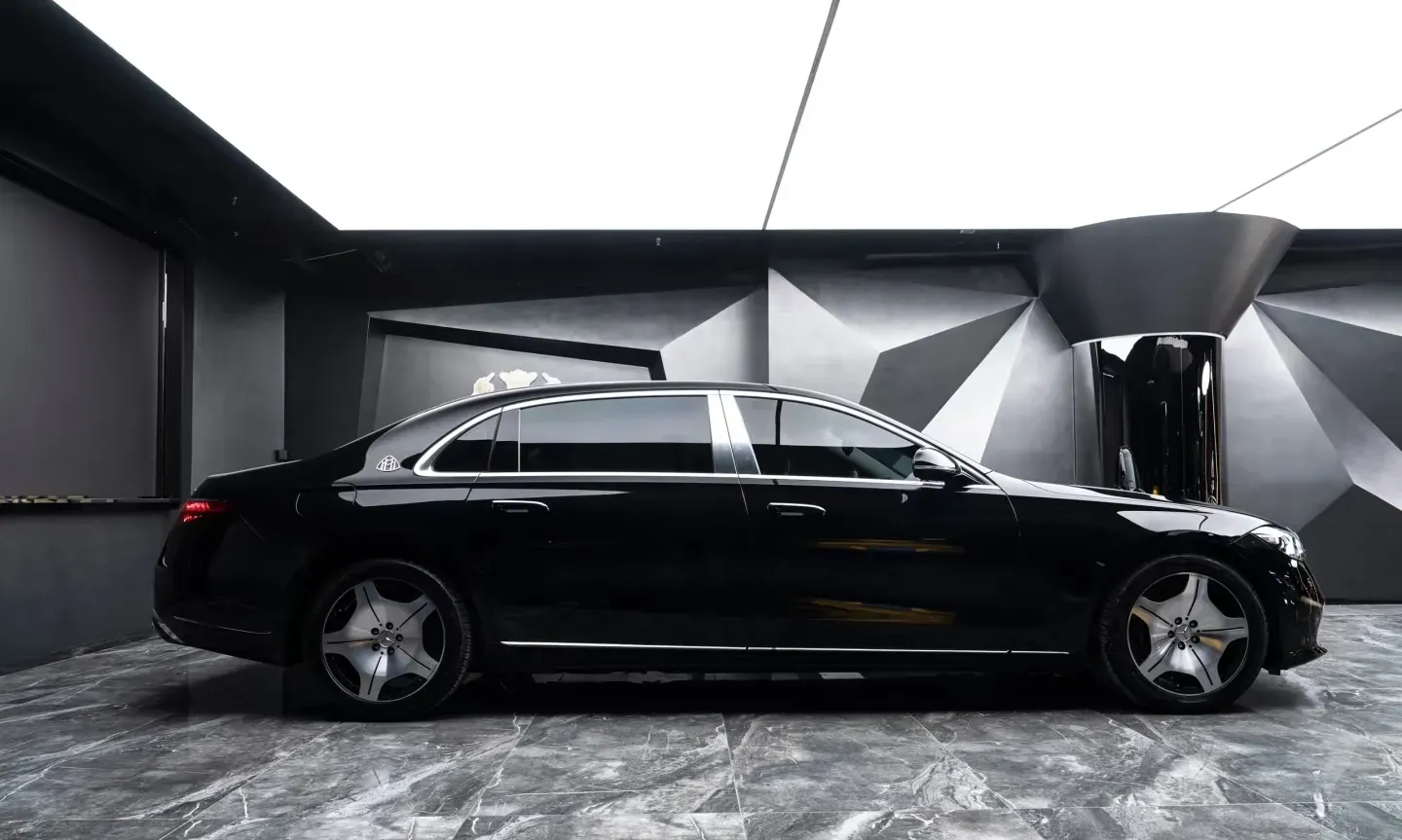 2025 Mercedes-Benz Maybach S Class 3.0T 380HP L6 9AT,autocango,china used car exporter,china ev exporter,chinese used car exporter,chinese used ev exporter