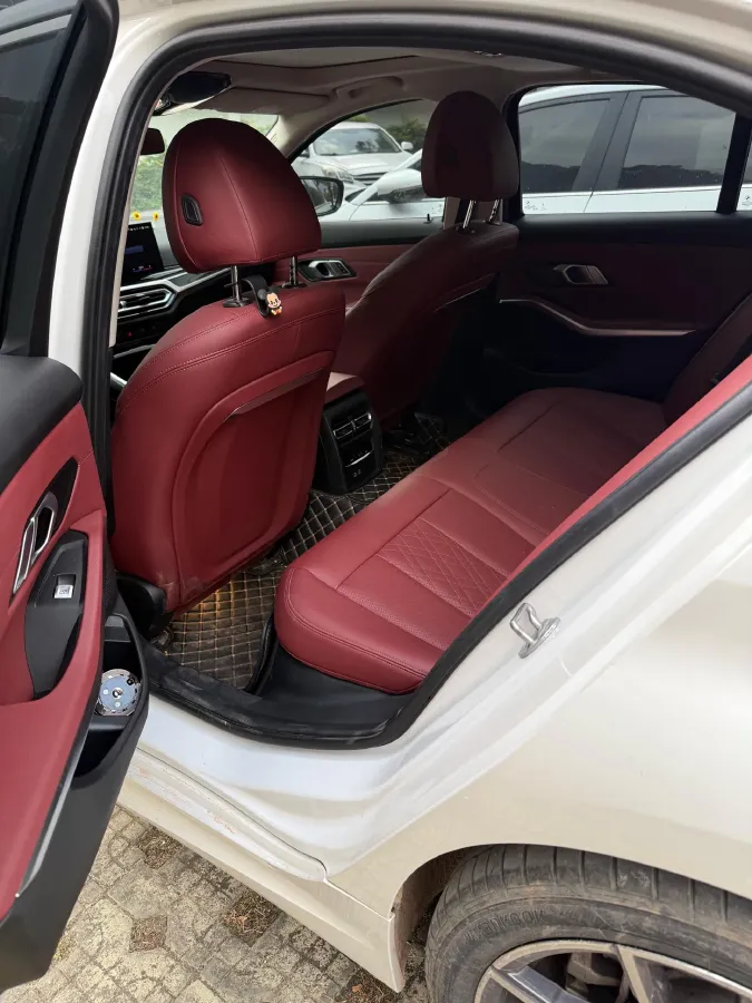 2024 BMW 3 Series 2.0T 156HP L4 8AT,autocango,china used car exporter,china ev exporter,chinese used car exporter,chinese used ev exporter