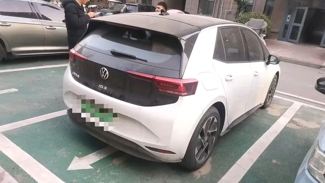 2025 Volkswagen ID.3 BEV 52.8KWH,autocango,china used car exporter,china ev exporter,chinese used car exporter,chinese used ev exporter