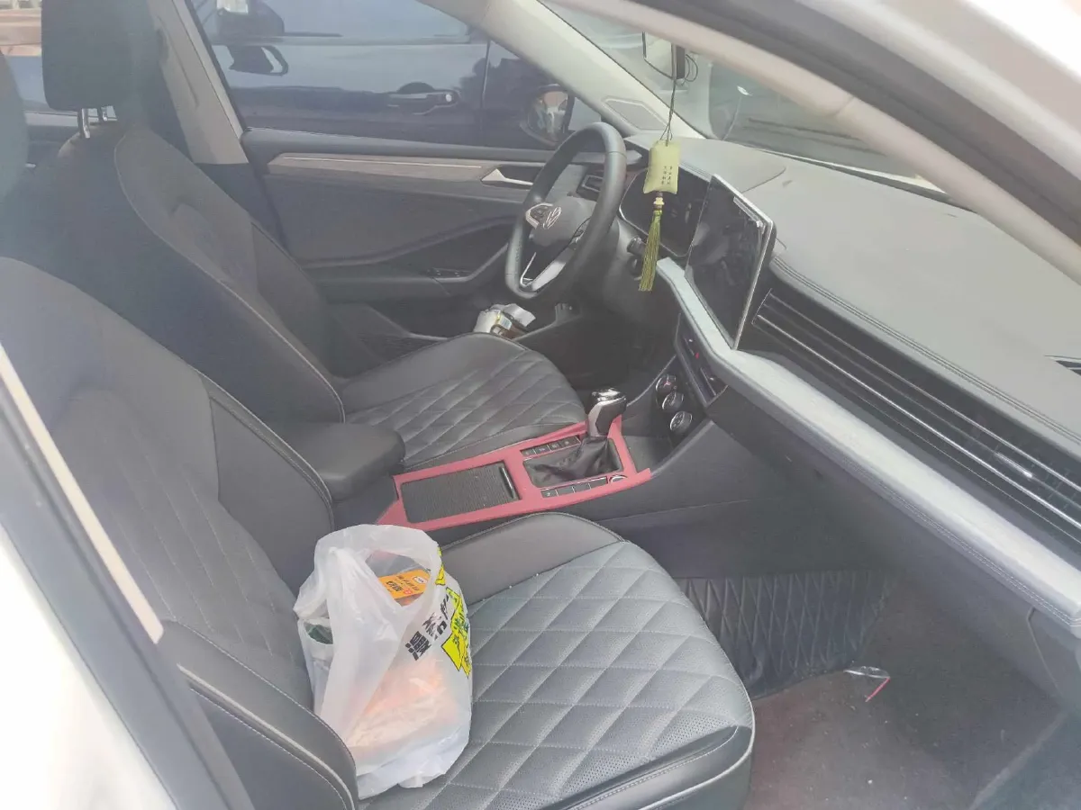 2025 Volkswagen Sagitar 1.5T 160HP L4 7DCT,autocango,china used car exporter,china ev exporter,chinese used car exporter,chinese used ev exporter
