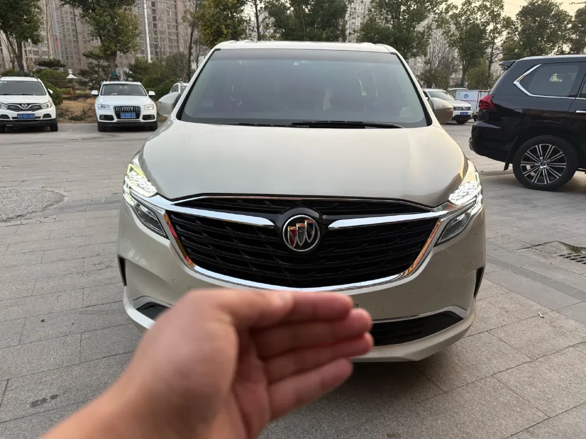 2020 Buick GL8 2.0T 237HP L4 9AT,autocango,china used car exporter,china ev exporter,chinese used car exporter,chinese used ev exporter