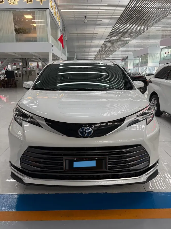 2021 Toyota Sienna 2.5L 192HP L4 E-CVT Hybrid,autocango,china used car exporter,china ev exporter,chinese used car exporter,chinese used ev exporter