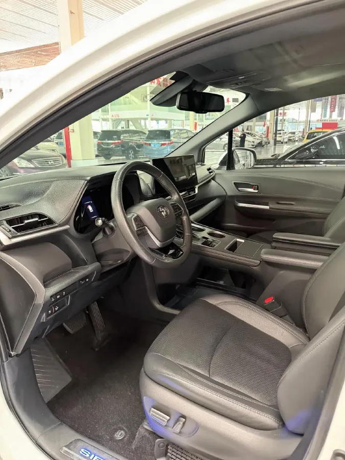 2021 Toyota Sienna 2.5L 192HP L4 E-CVT Hybrid,autocango,china used car exporter,china ev exporter,chinese used car exporter,chinese used ev exporter