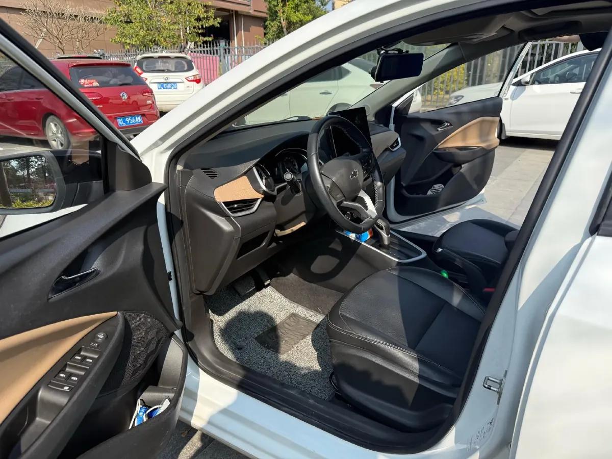 2020 Chevrolet Cavalier 1.0T 125HP L3 6AT,autocango,china used car exporter,china ev exporter,chinese used car exporter,chinese used ev exporter