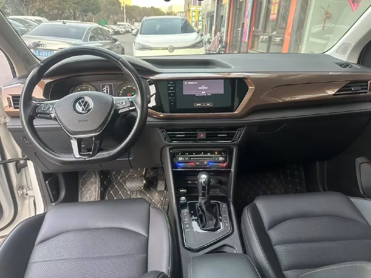 2021 Volkswagen Tharu 1.4T 150HP L4 7DCT,autocango,china used car exporter,china ev exporter,chinese used car exporter,chinese used ev exporter