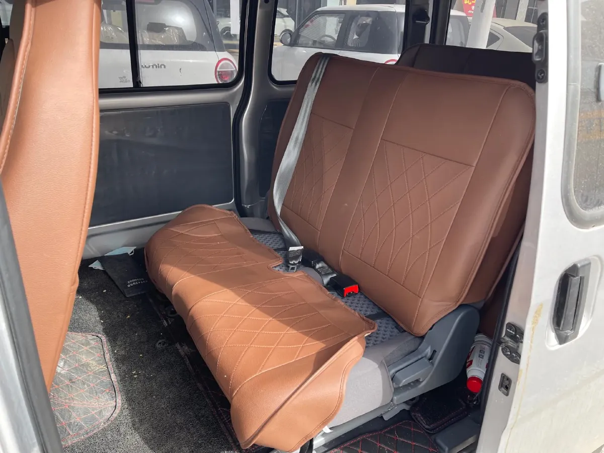 2023 WuLing ZhiGuang 1.5L 102HP L4 5MT,autocango,china used car exporter,china ev exporter,chinese used car exporter,chinese used ev exporter