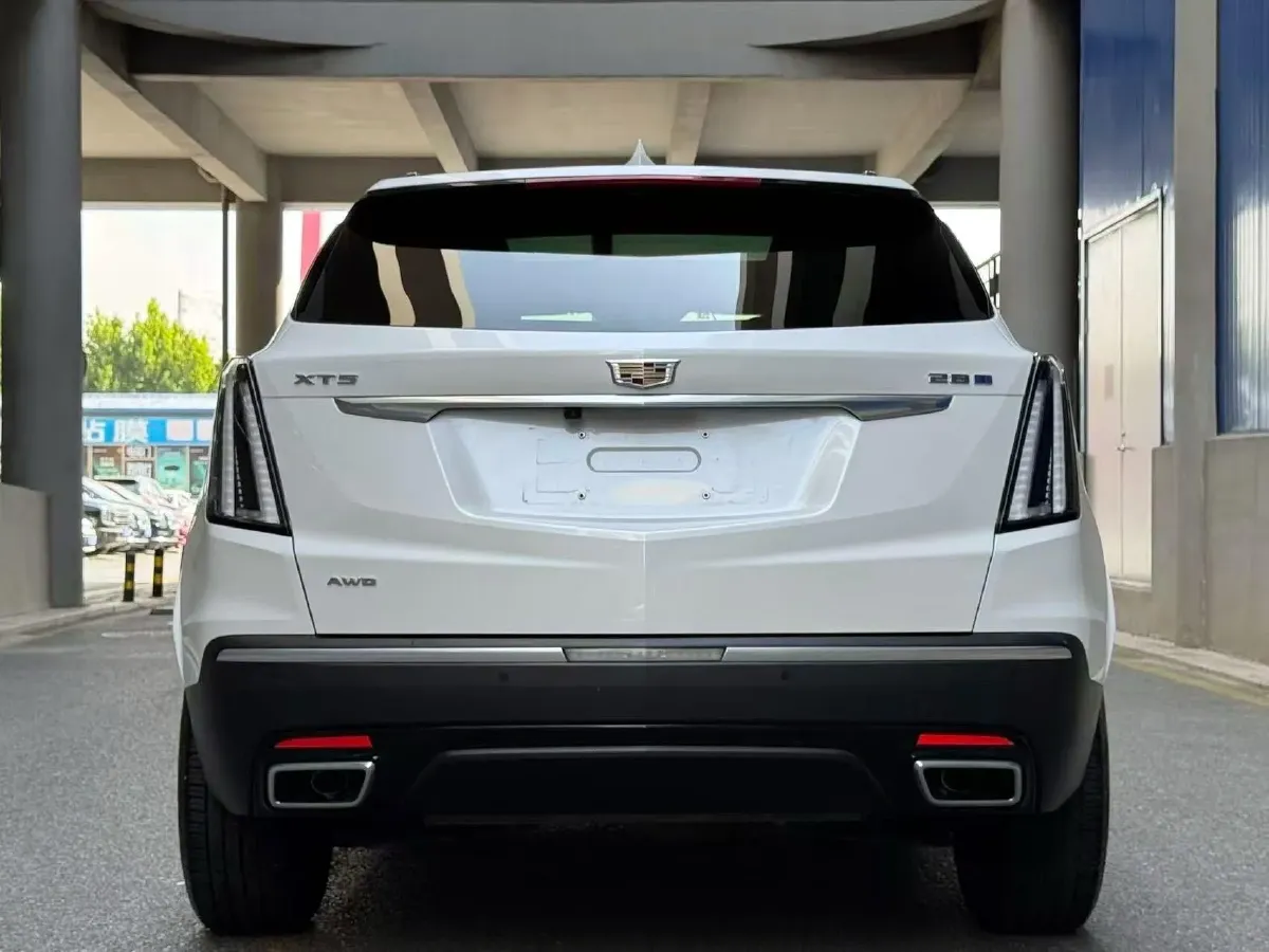 2021 Cadillac XT5 2.0T 237HP L4 9AT,autocango,china used car exporter,china ev exporter,chinese used car exporter,chinese used ev exporter