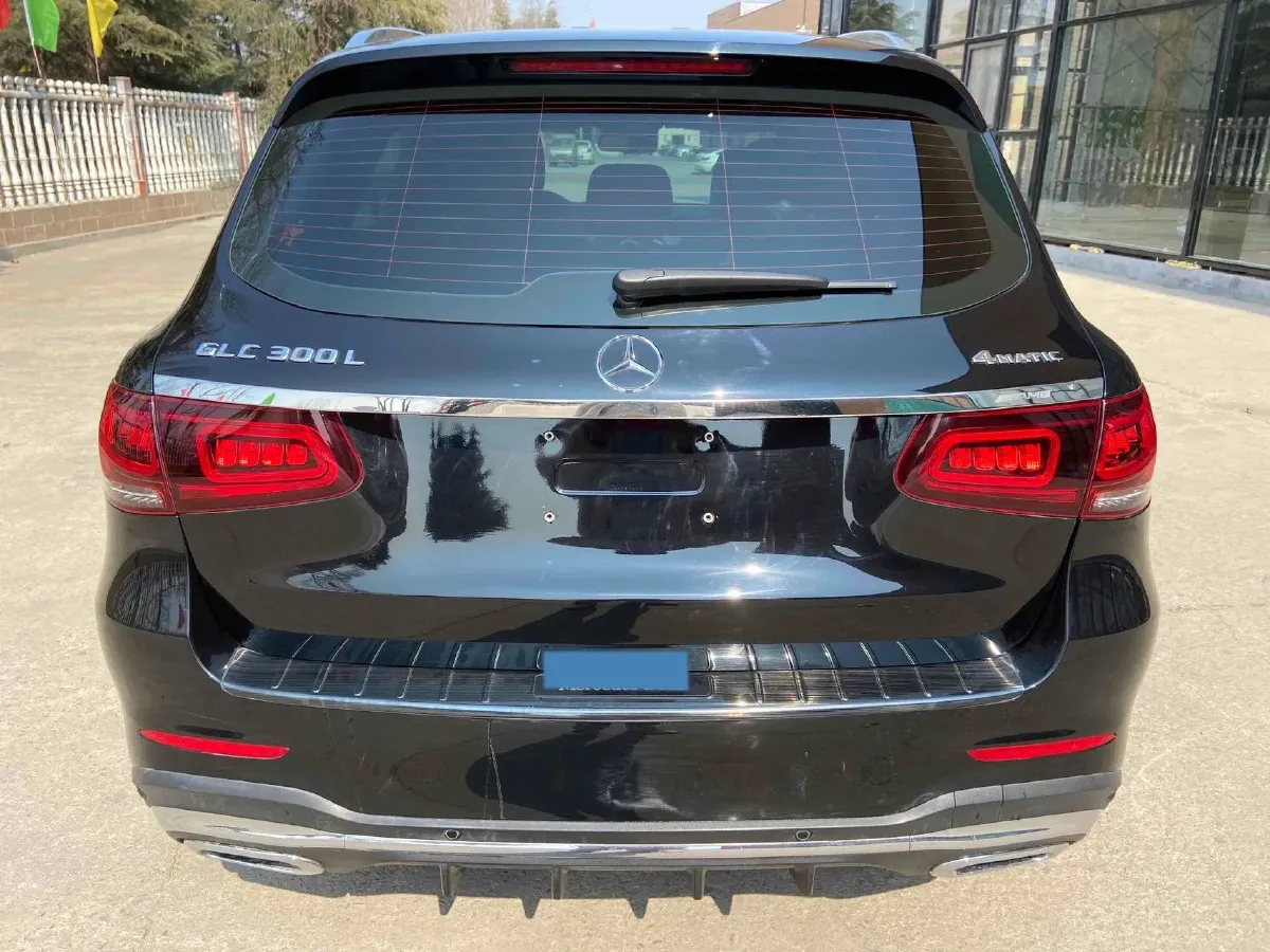 2023 Mercedes-Benz GLC Class 2.0T 204HP L4 9AT,autocango,china used car exporter,china ev exporter,chinese used car exporter,chinese used ev exporter