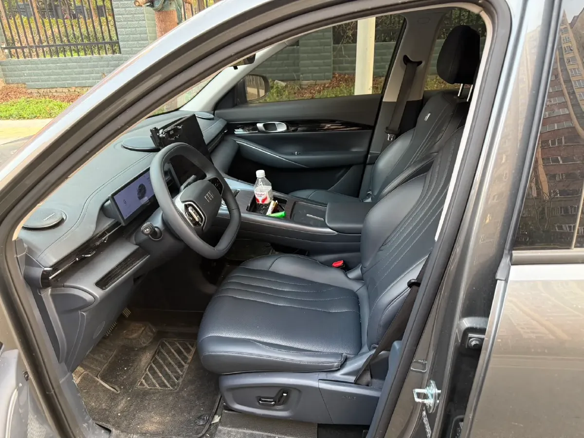 2024 Geely Emgrand L HiP 1.5T 181HP L4 3DHT PHEV 15.5KWH,autocango,china used car exporter,china ev exporter,chinese used car exporter,chinese used ev exporter