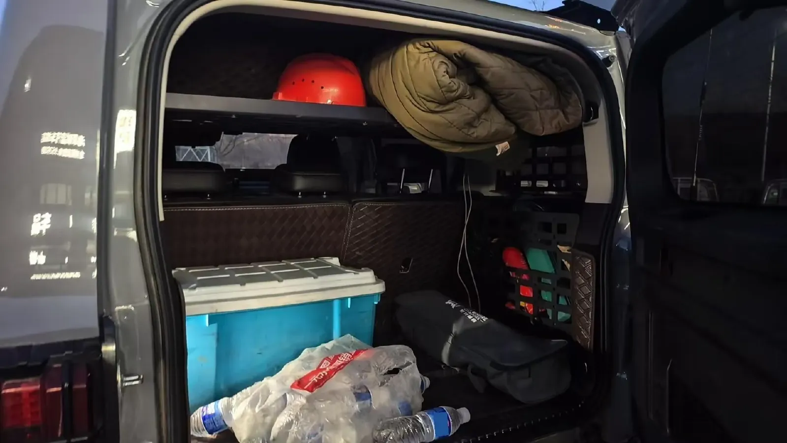 2021 Tank 300 2.0T 227HP L4 8AT,autocango,china used car exporter,china ev exporter,chinese used car exporter,chinese used ev exporter