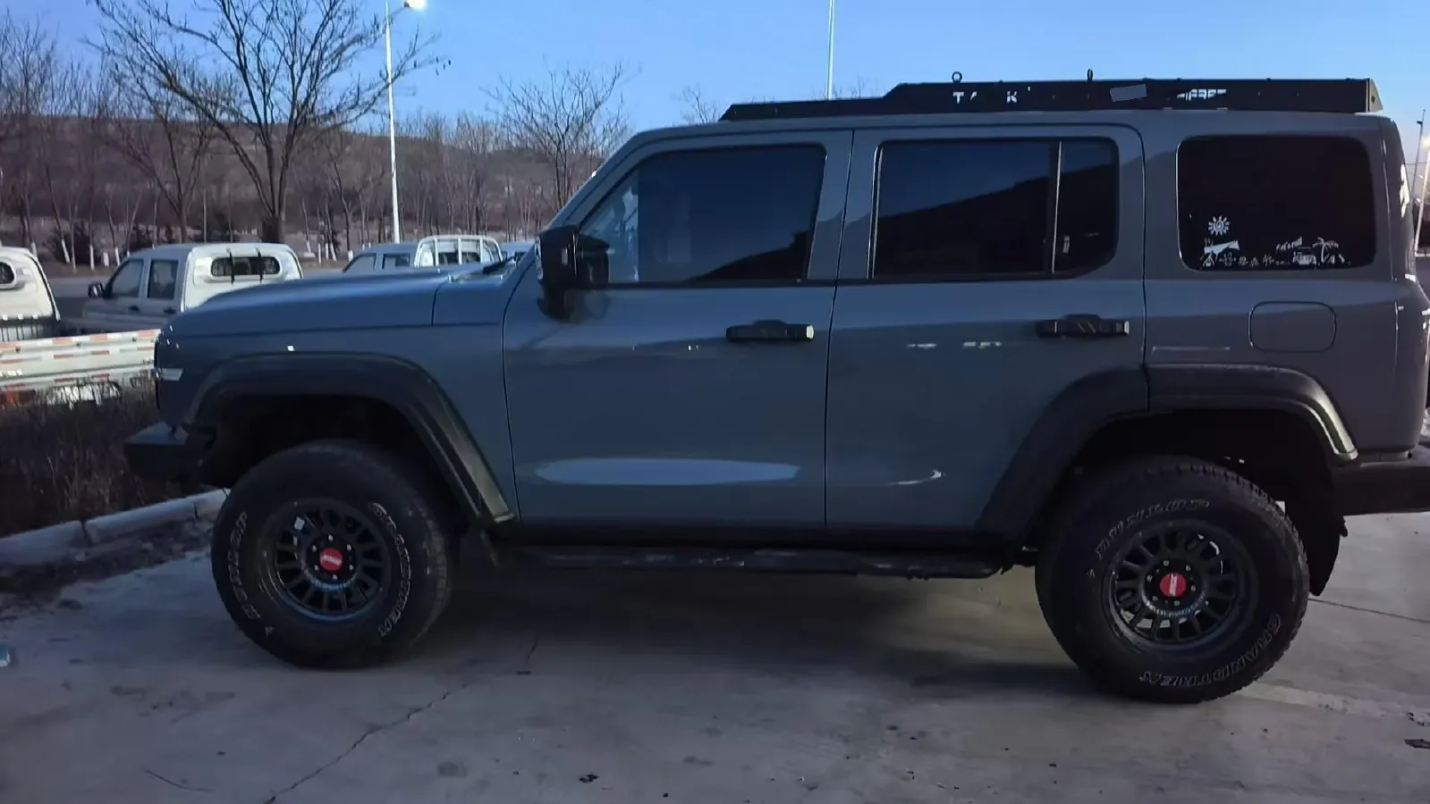 2021 Tank 300 2.0T 227HP L4 8AT,autocango,china used car exporter,china ev exporter,chinese used car exporter,chinese used ev exporter