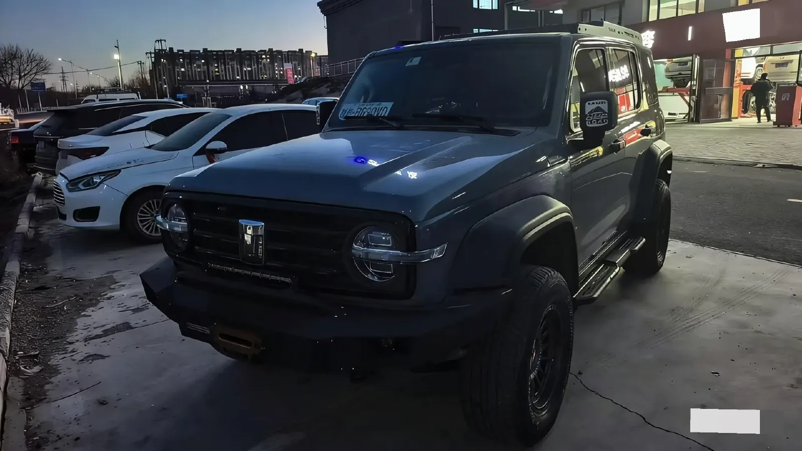 2021 Tank 300 2.0T 227HP L4 8AT,autocango,china used car exporter,china ev exporter,chinese used car exporter,chinese used ev exporter