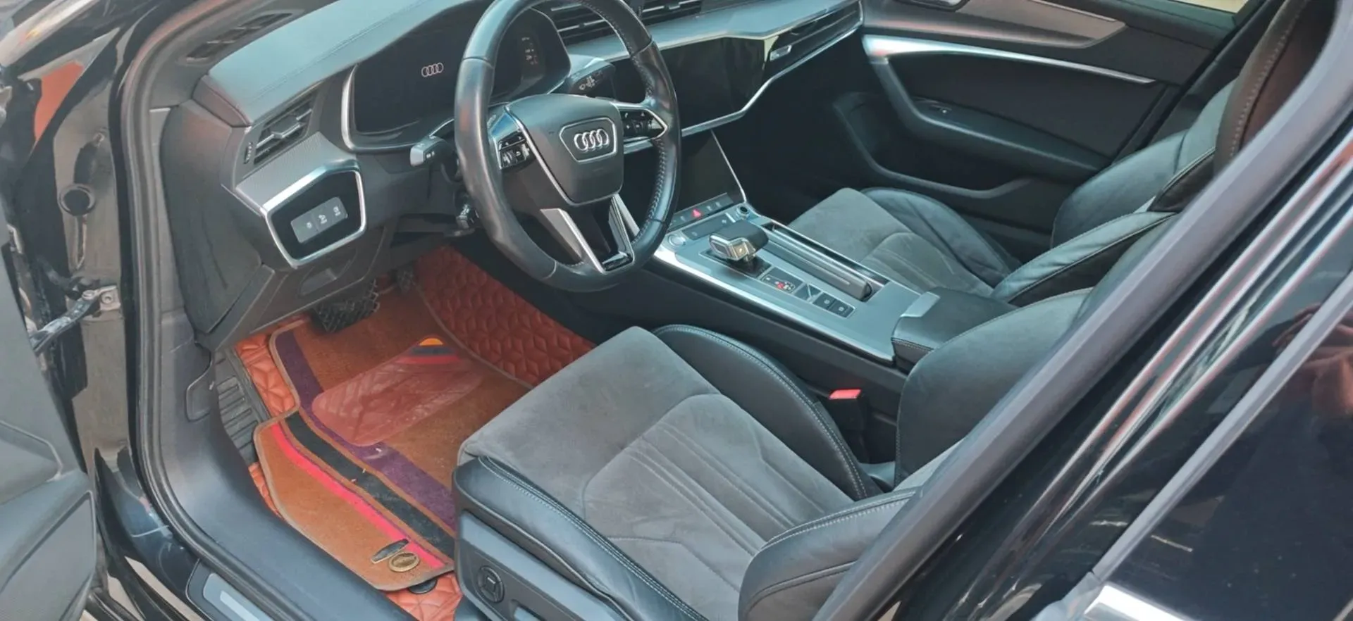 2019 Audi A6L 2.0T 190HP L4 7DCT,autocango,china used car exporter,china ev exporter,chinese used car exporter,chinese used ev exporter