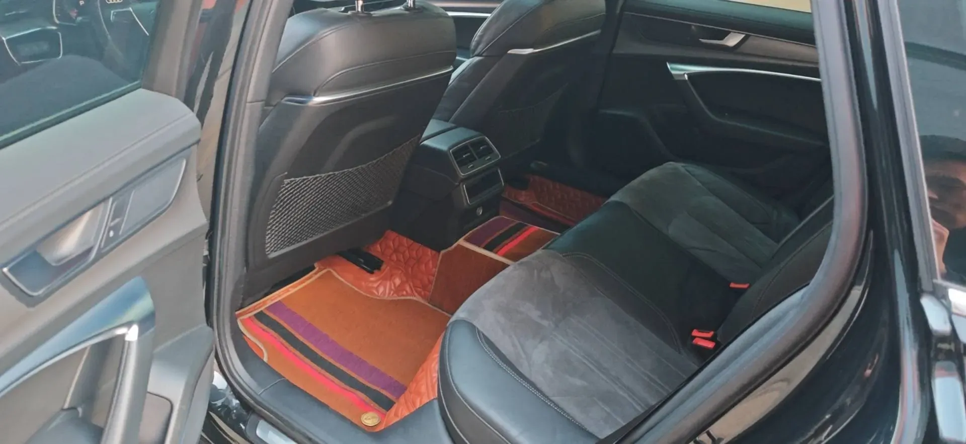 2019 Audi A6L 2.0T 190HP L4 7DCT,autocango,china used car exporter,china ev exporter,chinese used car exporter,chinese used ev exporter