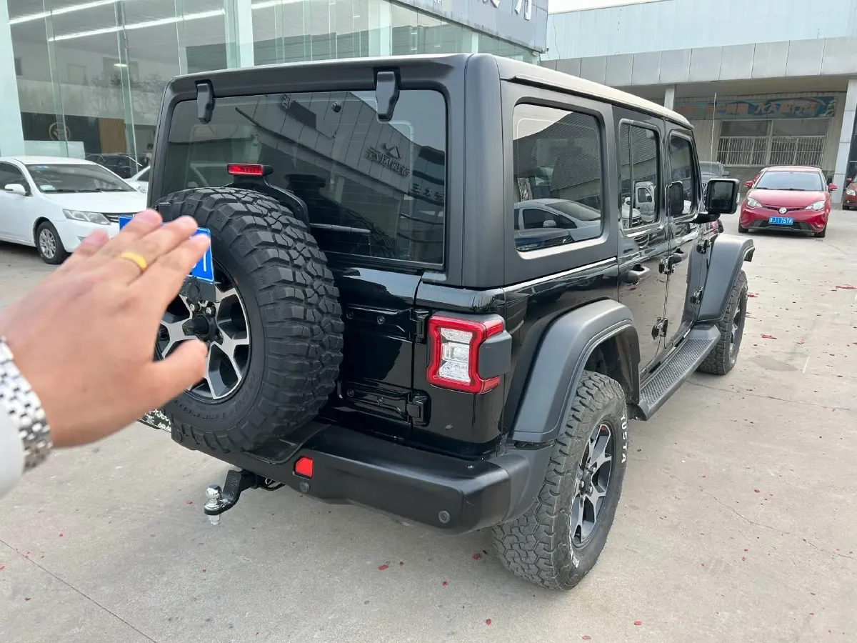 2019 Jeep Wrangler 2.0T 266HP L4 8AT,autocango,china used car exporter,china ev exporter,chinese used car exporter,chinese used ev exporter