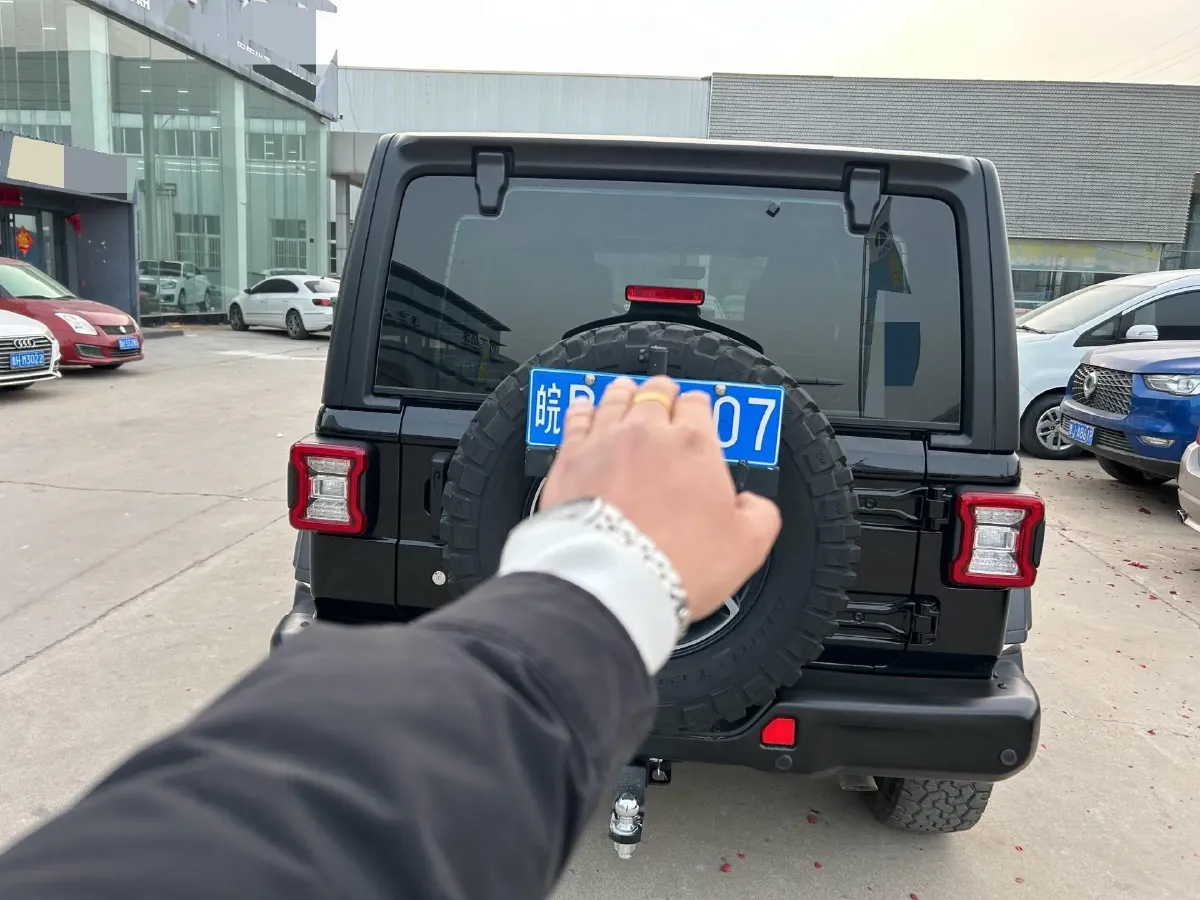 2019 Jeep Wrangler 2.0T 266HP L4 8AT,autocango,china used car exporter,china ev exporter,chinese used car exporter,chinese used ev exporter