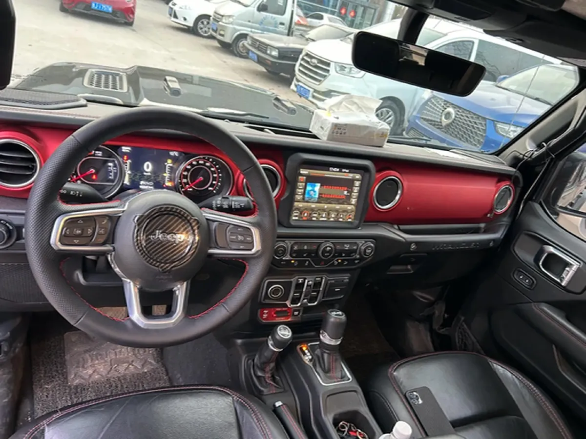 2019 Jeep Wrangler 2.0T 266HP L4 8AT,autocango,china used car exporter,china ev exporter,chinese used car exporter,chinese used ev exporter