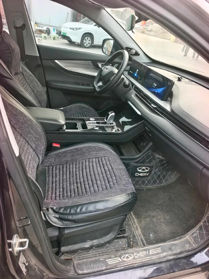 2021 Chery Tiggo 8 Plus 1.6T 197HP L4 7DCT,autocango,china used car exporter,china ev exporter,chinese used car exporter,chinese used ev exporter