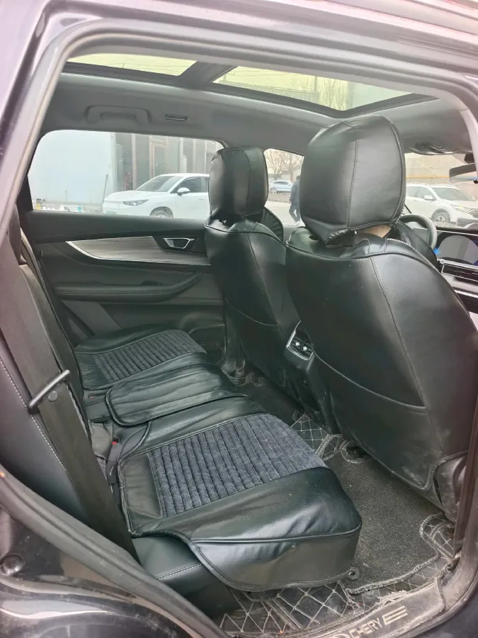 2021 Chery Tiggo 8 Plus 1.6T 197HP L4 7DCT,autocango,china used car exporter,china ev exporter,chinese used car exporter,chinese used ev exporter