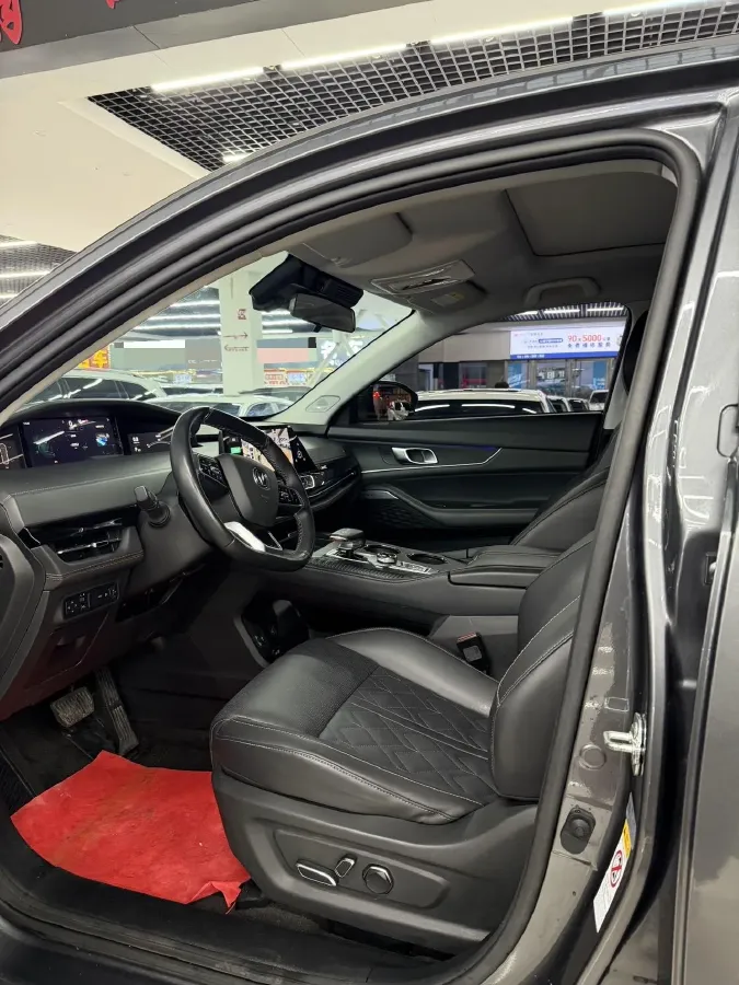 2021 ChangAn UNI-K 2.0T 233HP L4 8AT,autocango,china used car exporter,china ev exporter,chinese used car exporter,chinese used ev exporter