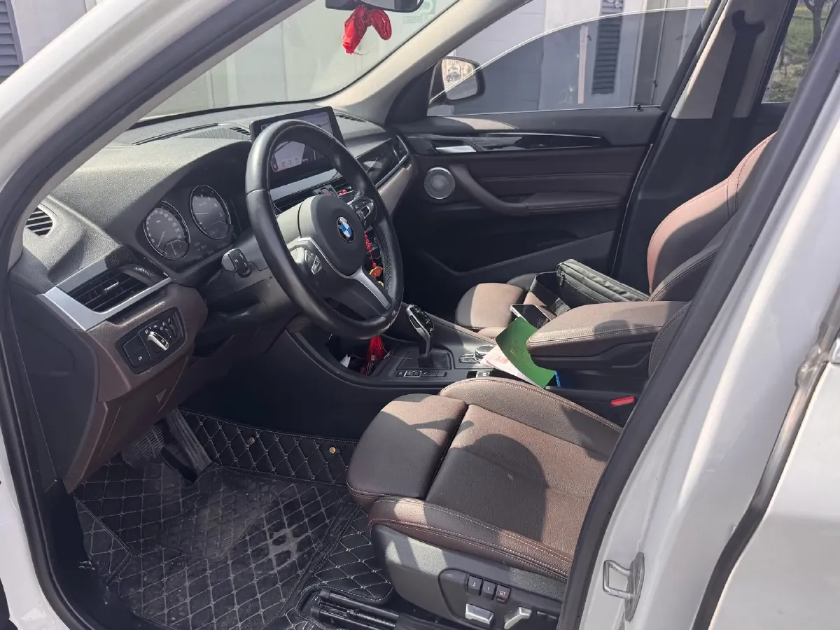 2022 BMW X1 2.0T 192HP L4 7DCT,autocango,china used car exporter,china ev exporter,chinese used car exporter,chinese used ev exporter