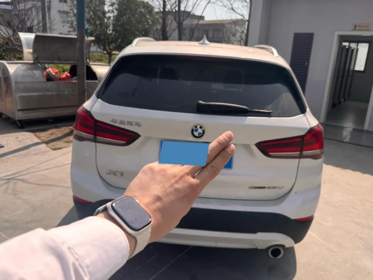 2022 BMW X1 2.0T 192HP L4 7DCT,autocango,china used car exporter,china ev exporter,chinese used car exporter,chinese used ev exporter