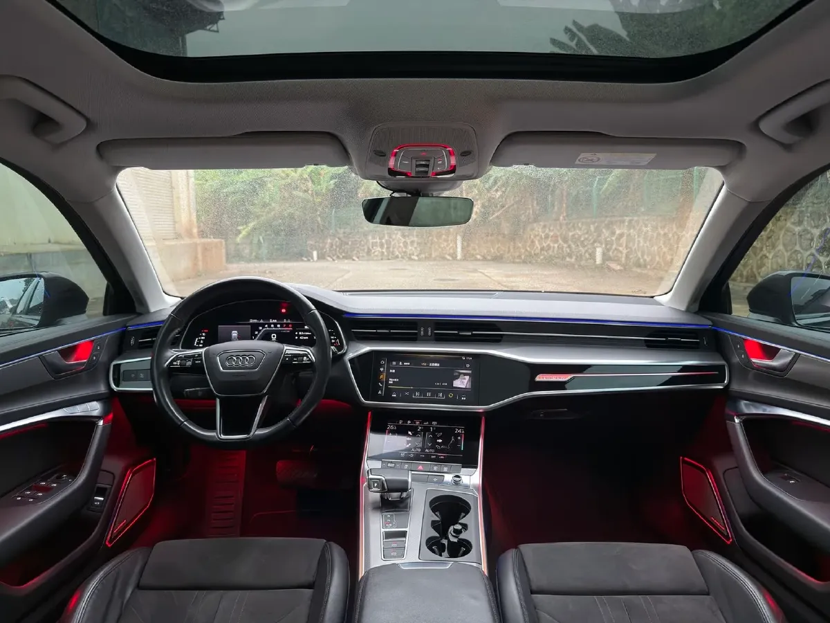 2021 Audi A6 2.0T 190HP L4 7DCT,autocango,china used car exporter,china ev exporter,chinese used car exporter,chinese used ev exporter