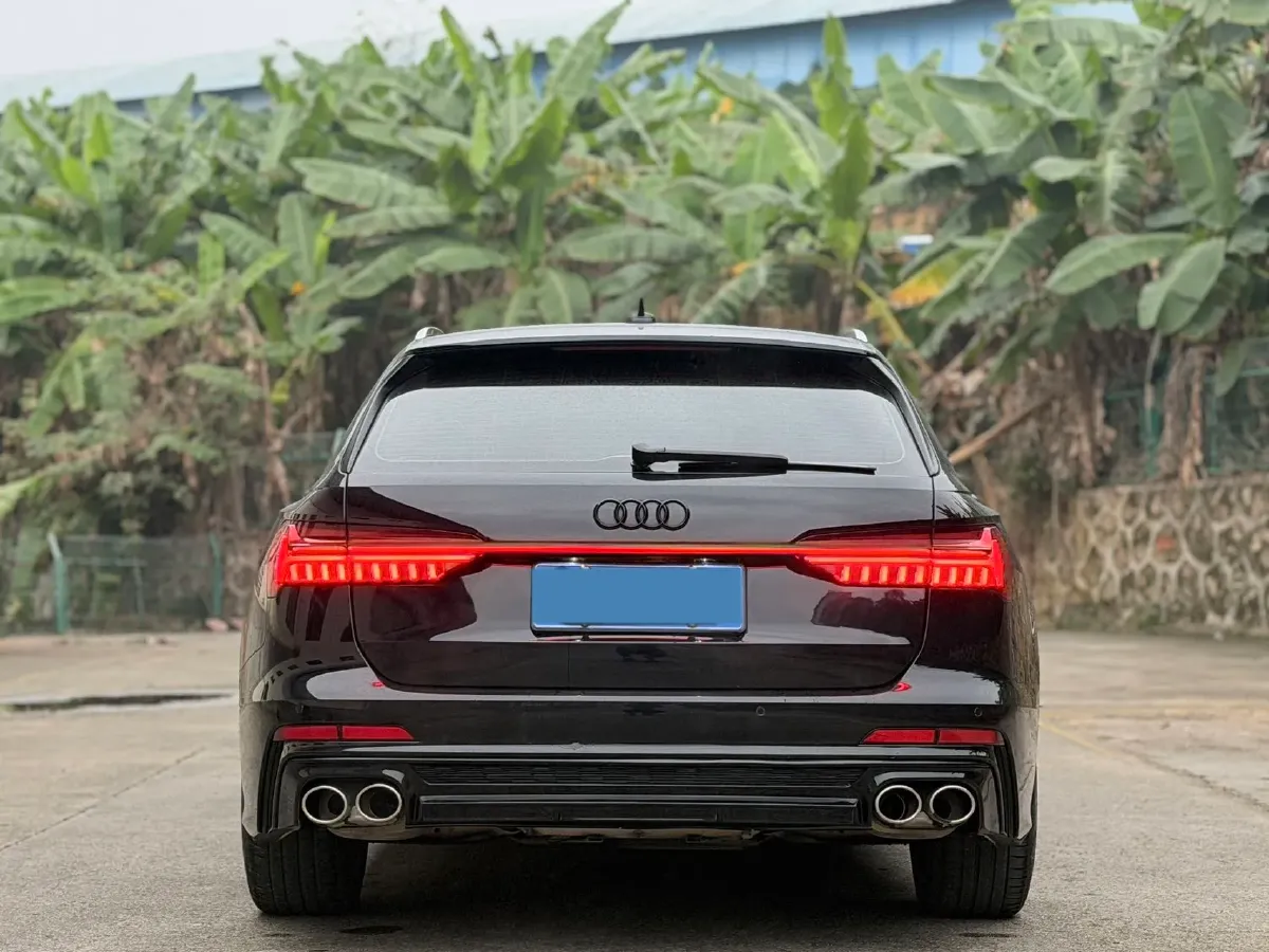 2021 Audi A6 2.0T 190HP L4 7DCT,autocango,china used car exporter,china ev exporter,chinese used car exporter,chinese used ev exporter