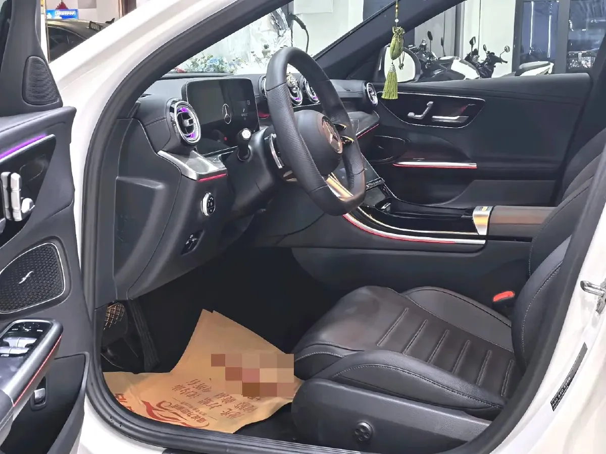 2025 Mercedes-Benz C Class 1.5T 204HP L4 9AT,autocango,china used car exporter,china ev exporter,chinese used car exporter,chinese used ev exporter