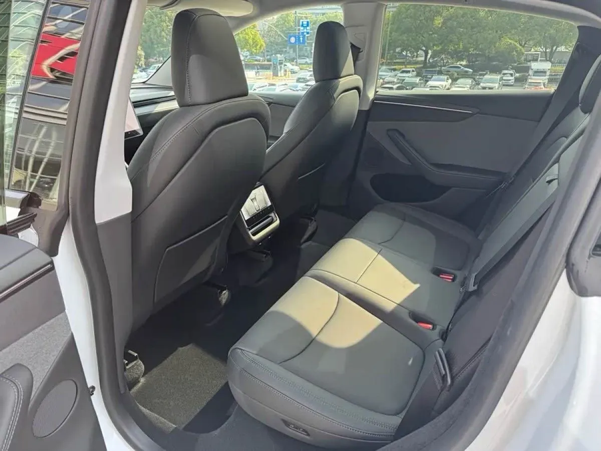 2026 Tesla Model Y BEV,autocango,china used car exporter,china ev exporter,chinese used car exporter,chinese used ev exporter