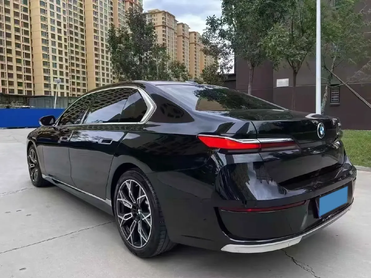 2023 BMW 7 Series 3.0T 272HP L6 8AT,autocango,china used car exporter,china ev exporter,chinese used car exporter,chinese used ev exporter