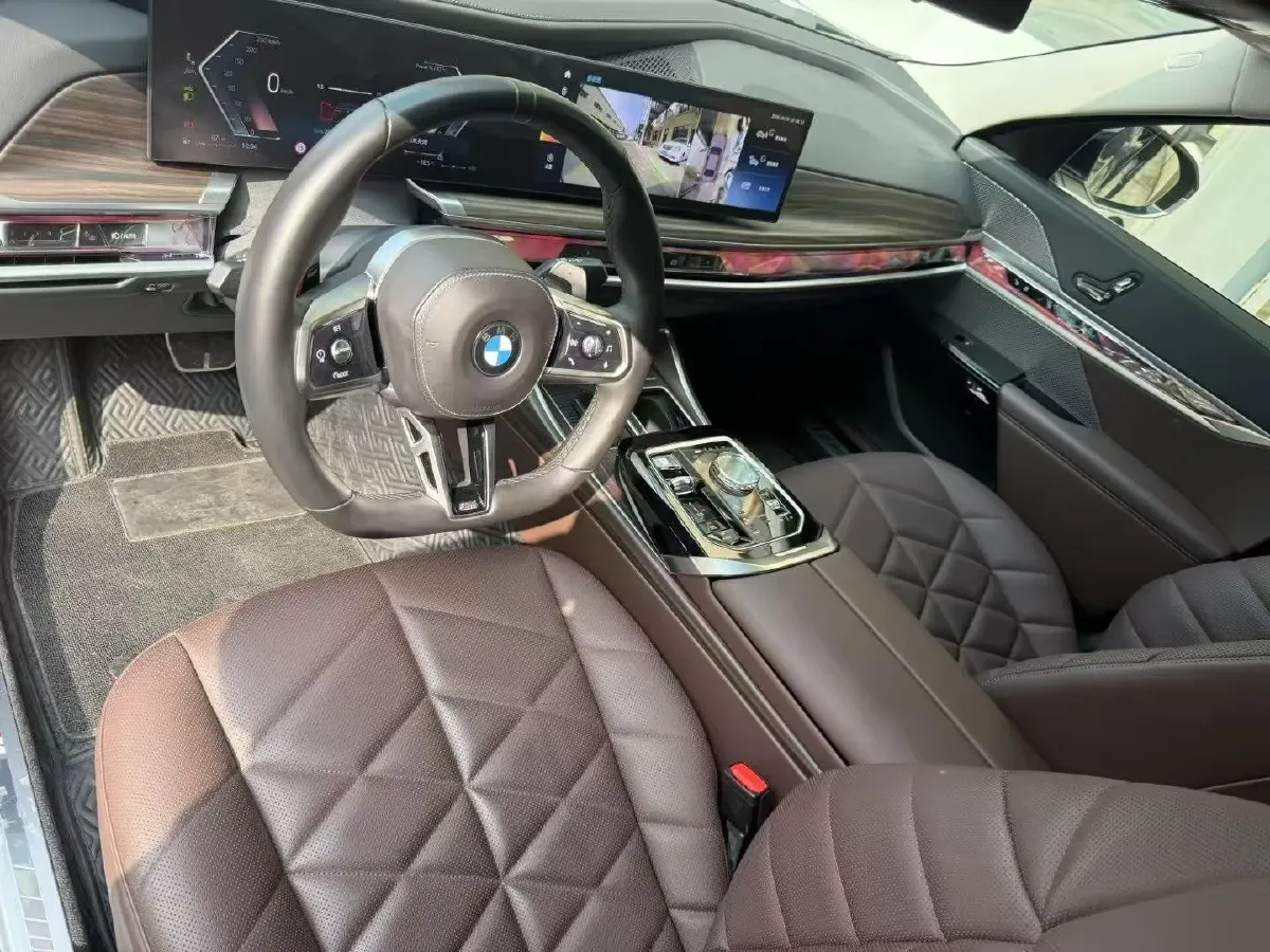 2023 BMW 7 Series 3.0T 272HP L6 8AT,autocango,china used car exporter,china ev exporter,chinese used car exporter,chinese used ev exporter