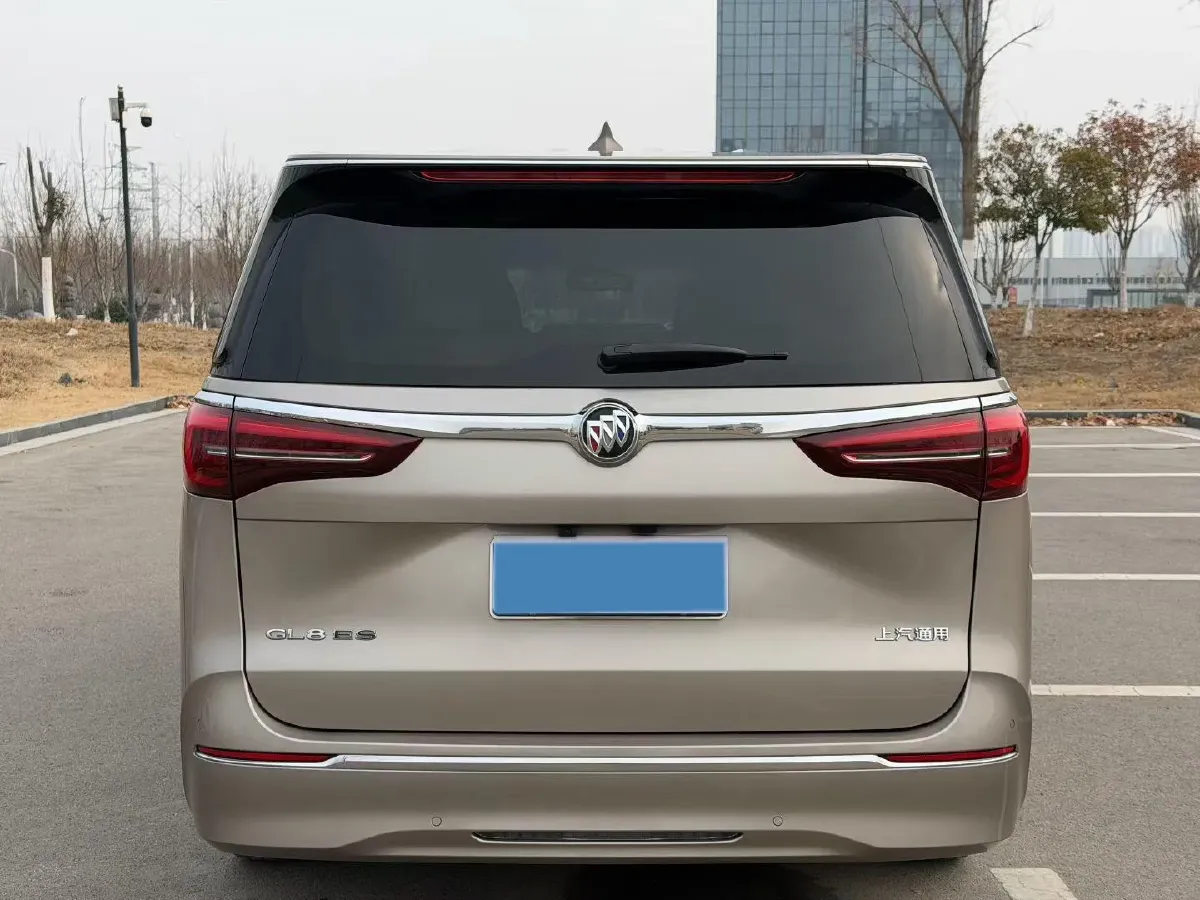 2023 Buick GL8 2.0T 237HP L4 9AT,autocango,china used car exporter,china ev exporter,chinese used car exporter,chinese used ev exporter