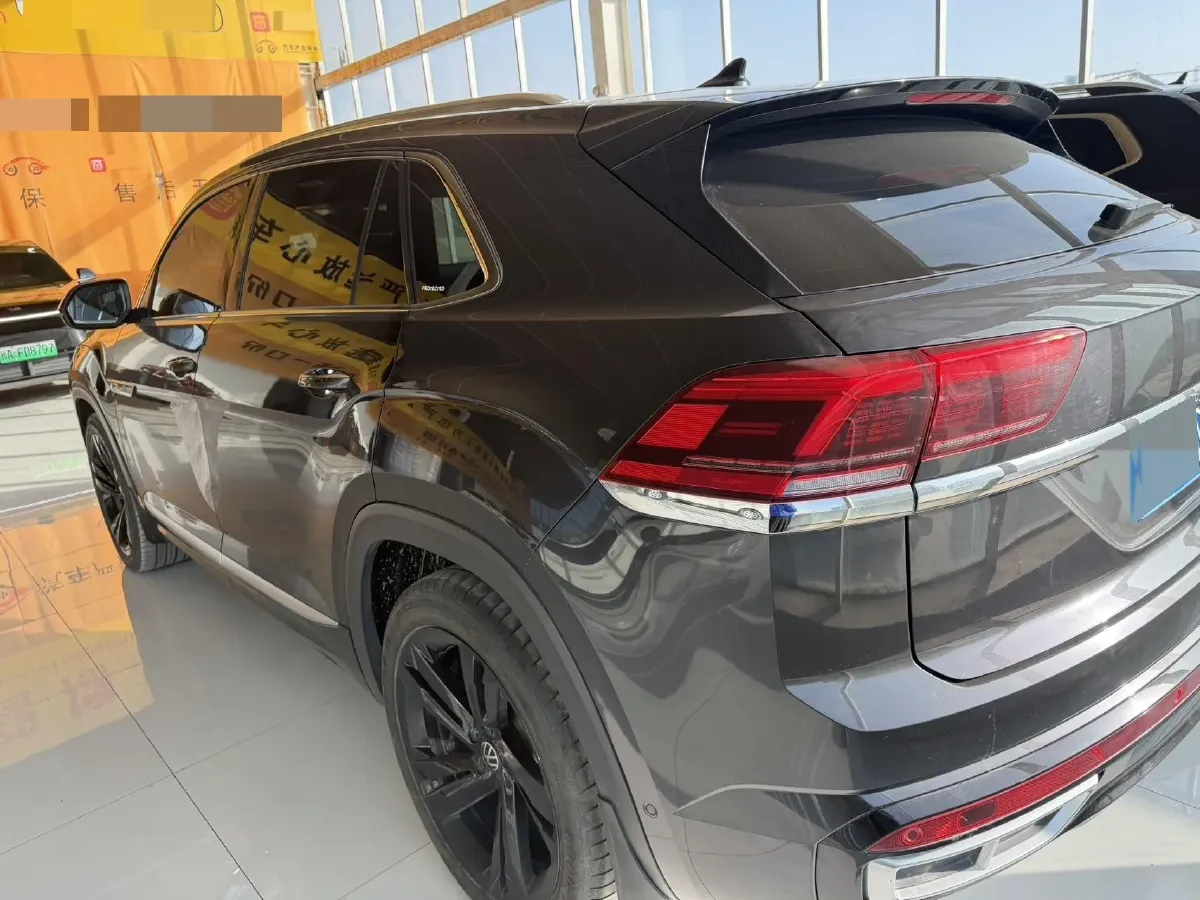 2022 Volkswagen Teramont 2.5T 299HP V6 7DCT,autocango,china used car exporter,china ev exporter,chinese used car exporter,chinese used ev exporter