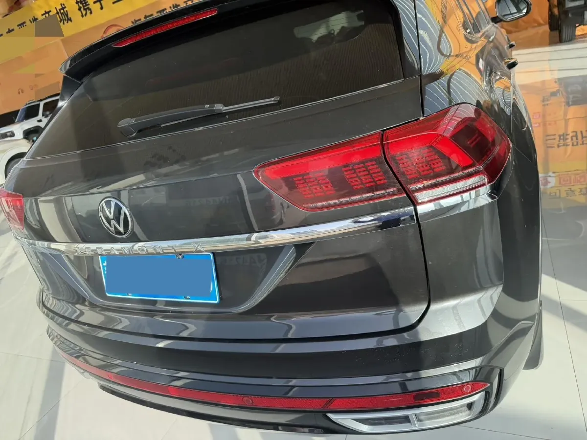 2022 Volkswagen Teramont 2.5T 299HP V6 7DCT,autocango,china used car exporter,china ev exporter,chinese used car exporter,chinese used ev exporter