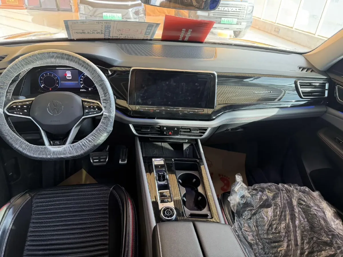 2022 Volkswagen Teramont 2.5T 299HP V6 7DCT,autocango,china used car exporter,china ev exporter,chinese used car exporter,chinese used ev exporter