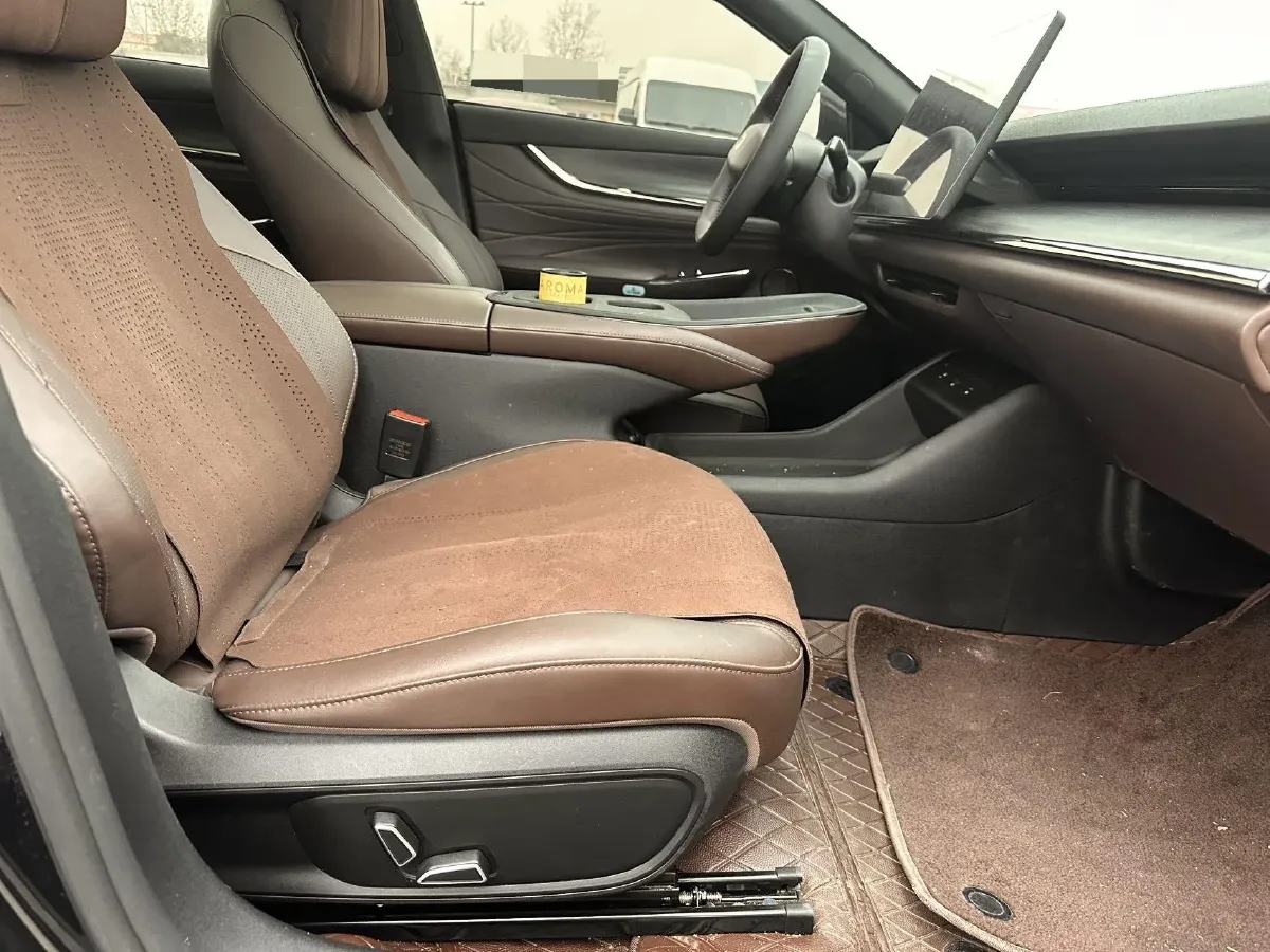 2025 ChangAn QiYuan A07 REEV 98HP REEV 28.4KWH,autocango,china used car exporter,china ev exporter,chinese used car exporter,chinese used ev exporter