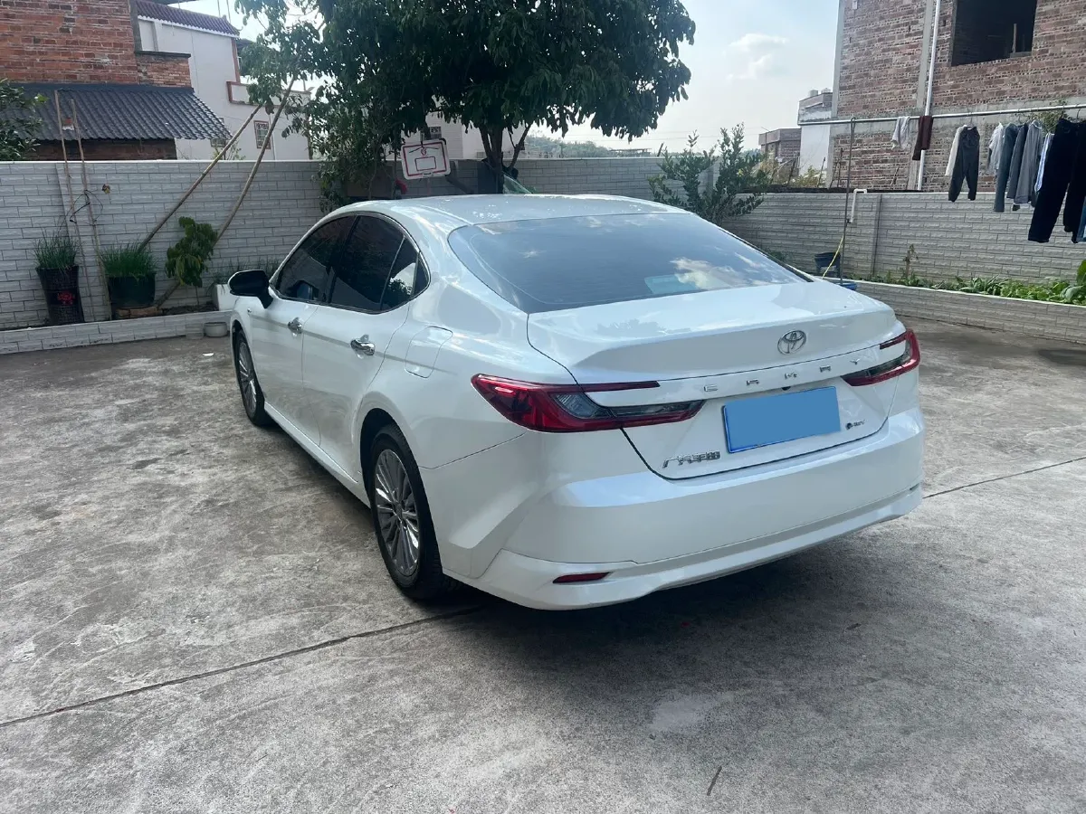 2024 Toyota Camry 2.0L 152HP L4 E-CVT Hybrid,autocango,china used car exporter,china ev exporter,chinese used car exporter,chinese used ev exporter