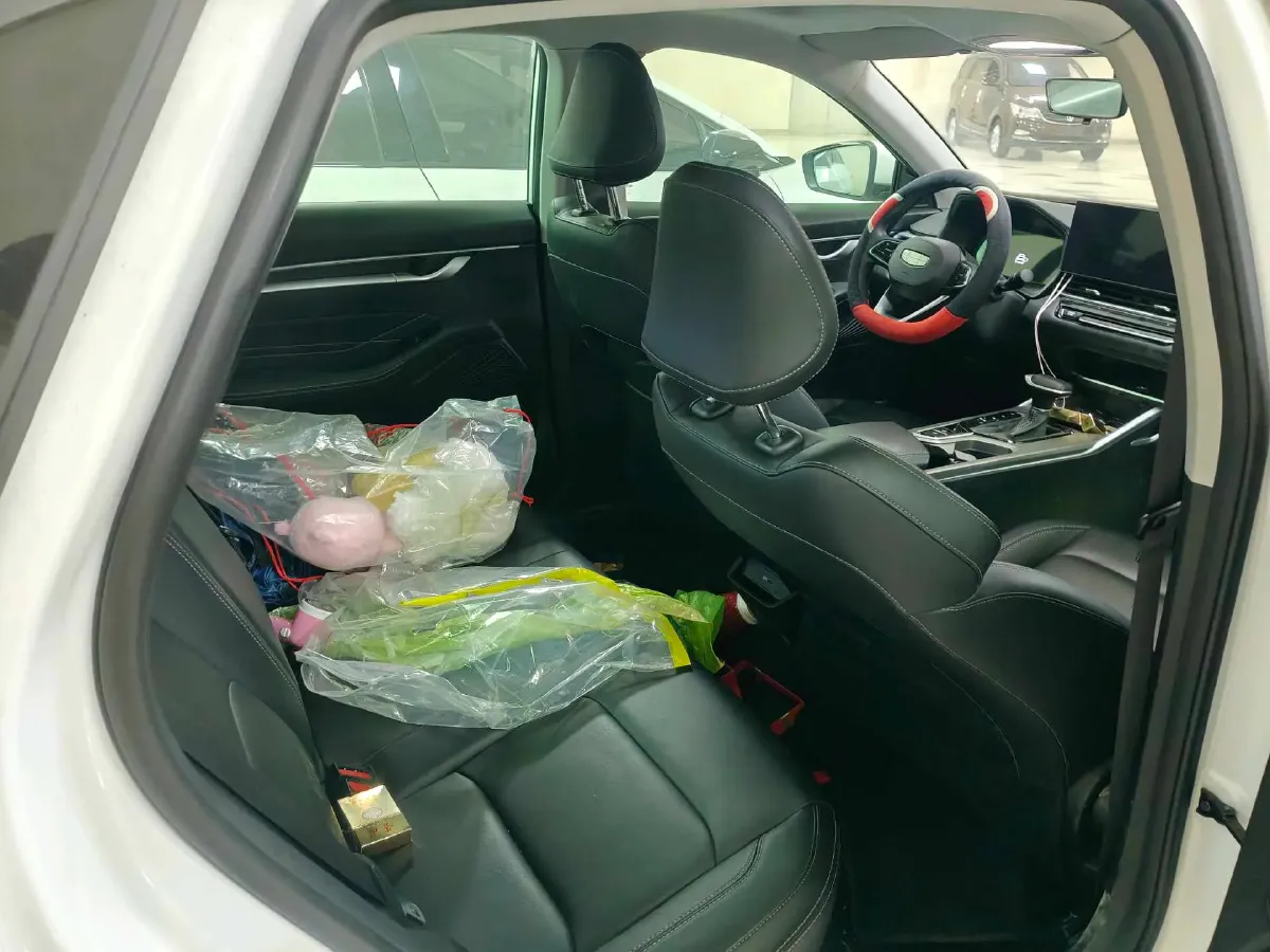 2025 Geely Emgrand 1.5L 127HP L4 CVT,autocango,china used car exporter,china ev exporter,chinese used car exporter,chinese used ev exporter