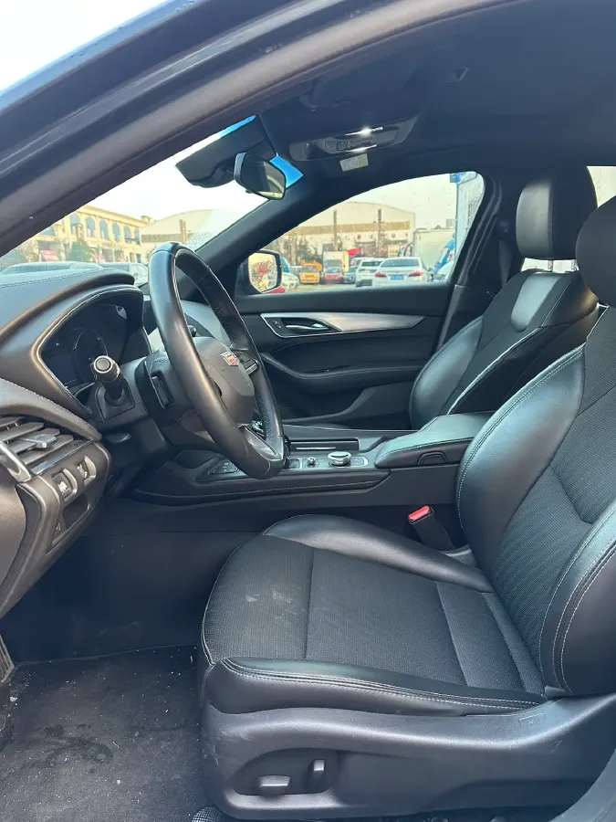 2022 Cadillac CT5 2.0T 237HP L4 10AT,autocango,china used car exporter,china ev exporter,chinese used car exporter,chinese used ev exporter