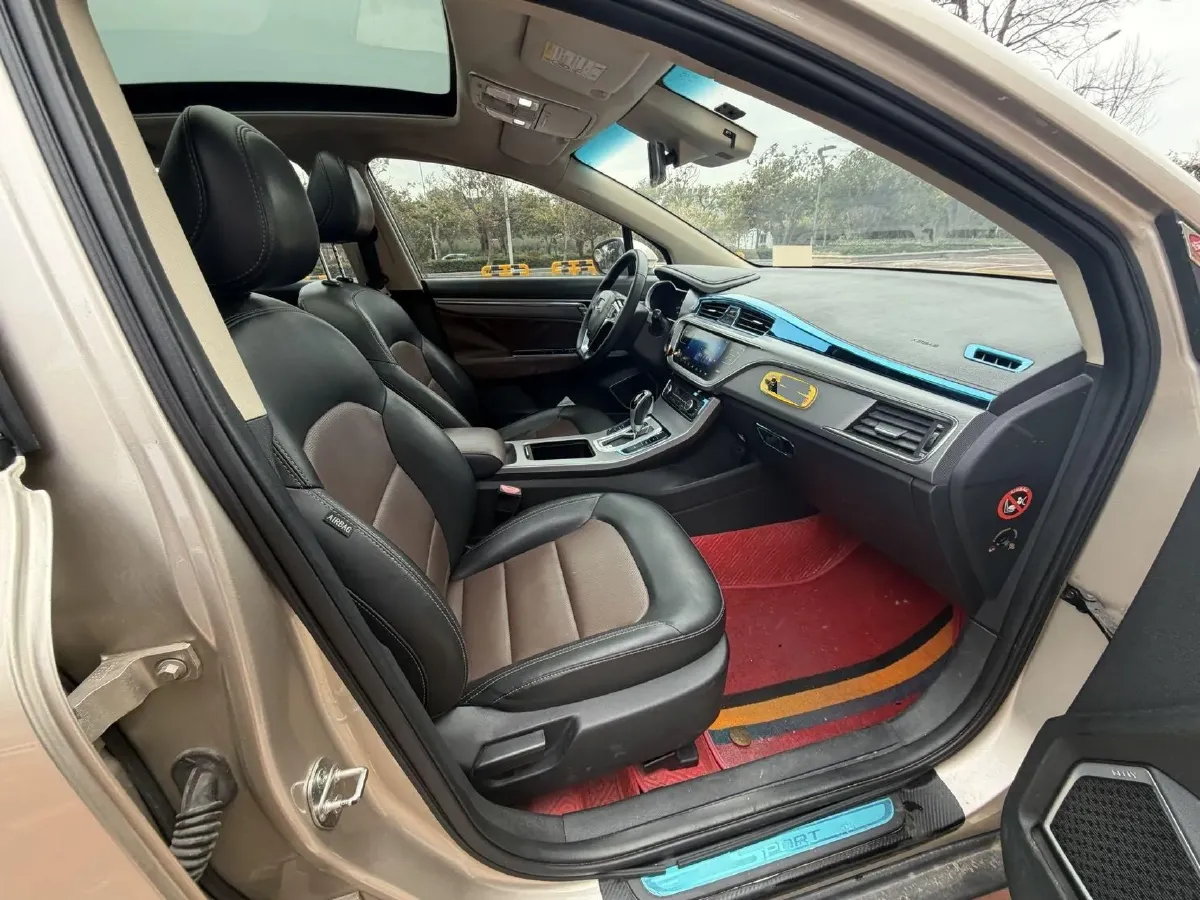 2018 Geely Emgrand GS 1.4T 133HP L4 6DCT,autocango,china used car exporter,china ev exporter,chinese used car exporter,chinese used ev exporter