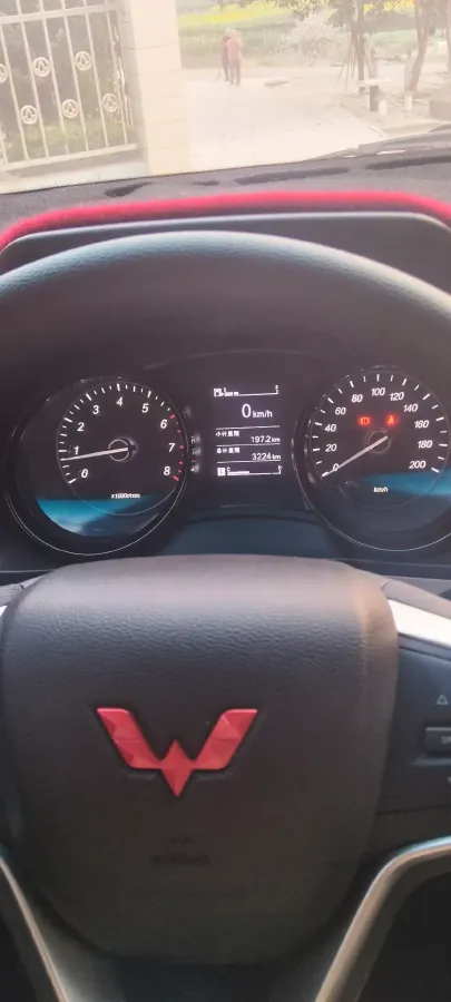 2021 WuLing HongGuang Plus 1.5L 99HP L4 6MT,autocango,china used car exporter,china ev exporter,chinese used car exporter,chinese used ev exporter