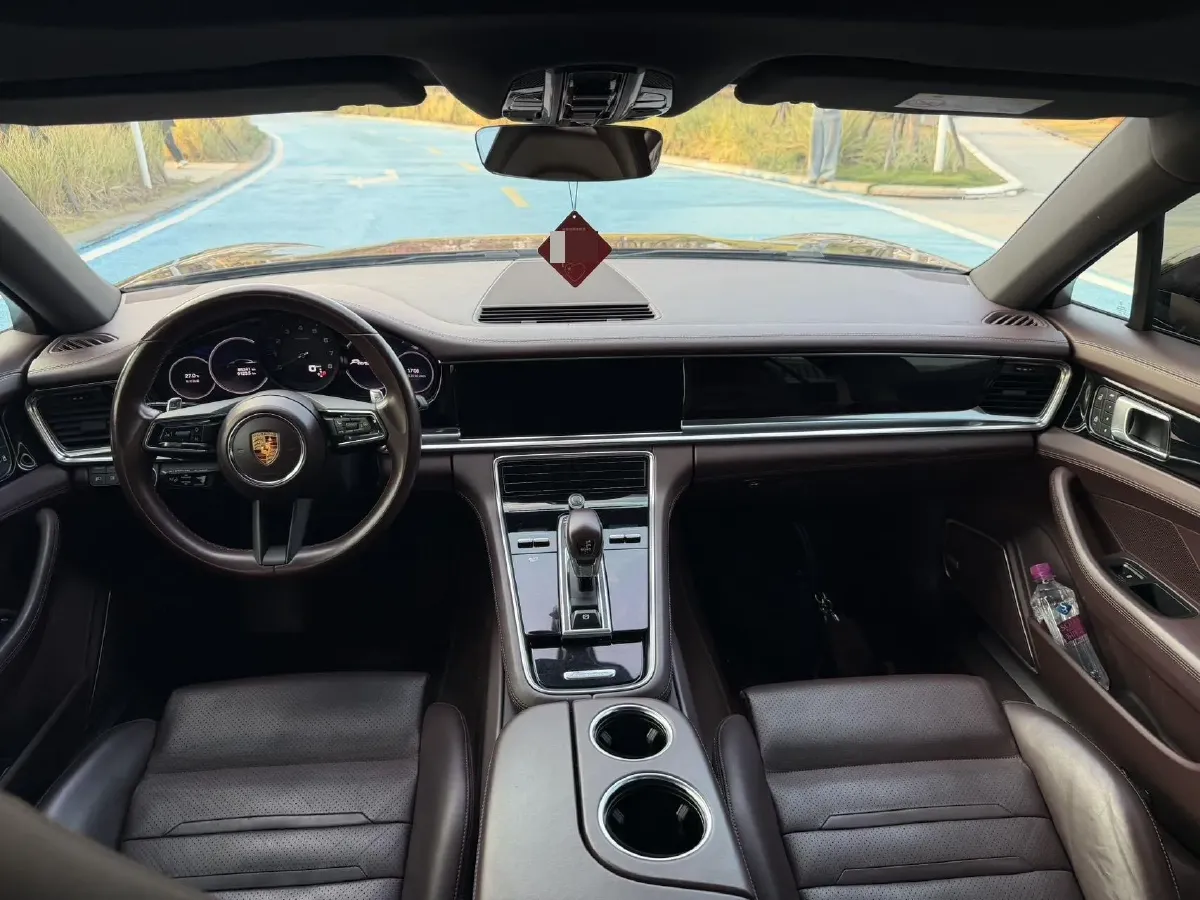 2021 Porsche Panamera 2.9T 330HP V6 8DCT,autocango,china used car exporter,china ev exporter,chinese used car exporter,chinese used ev exporter