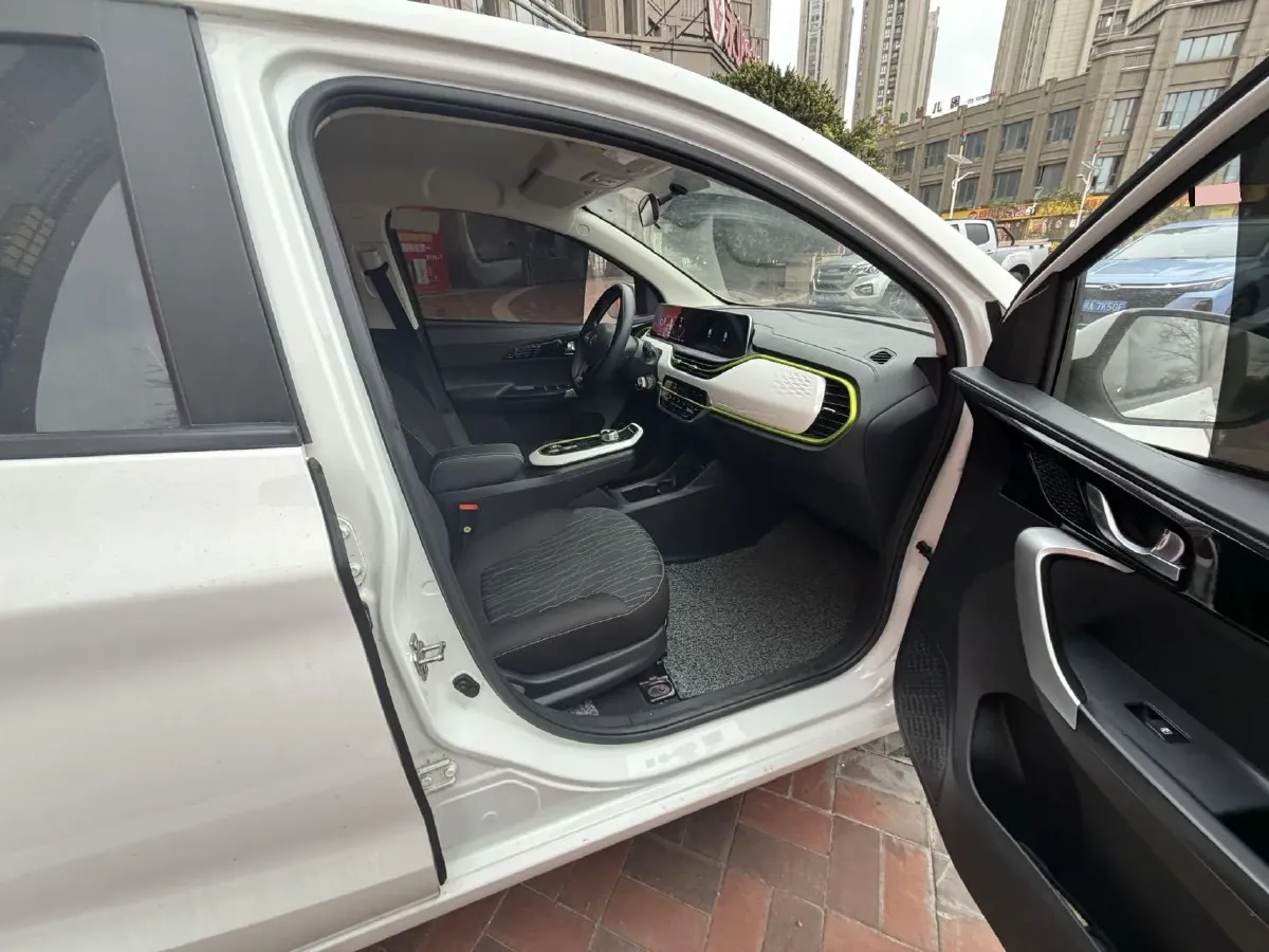 2020 ChangAn BenBen E-Star BEV 32.2KWH,autocango,china used car exporter,china ev exporter,chinese used car exporter,chinese used ev exporter