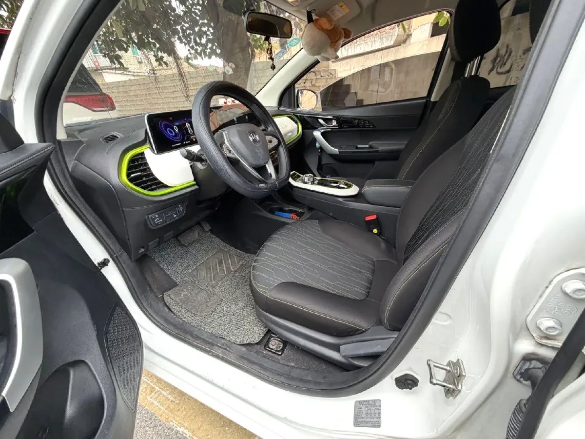 2020 ChangAn BenBen E-Star BEV 32.2KWH,autocango,china used car exporter,china ev exporter,chinese used car exporter,chinese used ev exporter