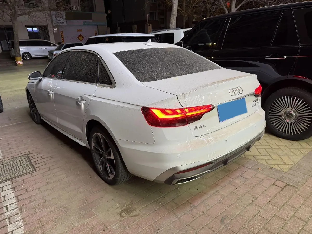 2023 Audi A4L 2.0T 190HP L4 7DCT,autocango,china used car exporter,china ev exporter,chinese used car exporter,chinese used ev exporter
