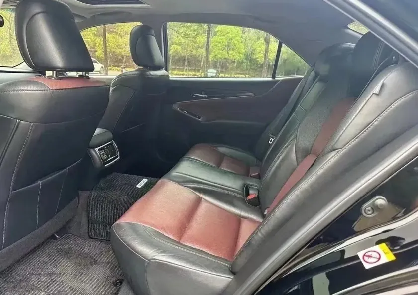 2018 Toyota Highlander 2.0T 220HP L4 6AT,autocango,china used car exporter,china ev exporter,chinese used car exporter,chinese used ev exporter